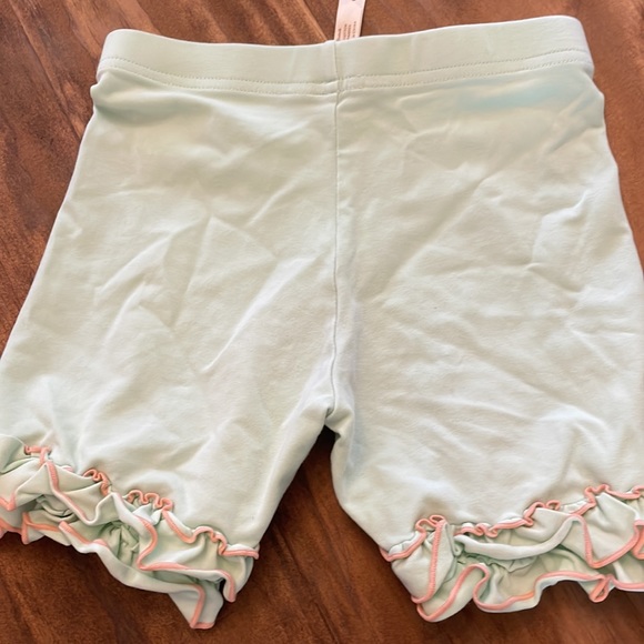 Shorties - Picture 10 of 10